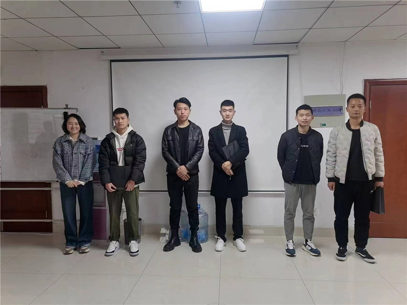 華礦集團(tuán)2023年第二屆拜師儀式成功舉行！